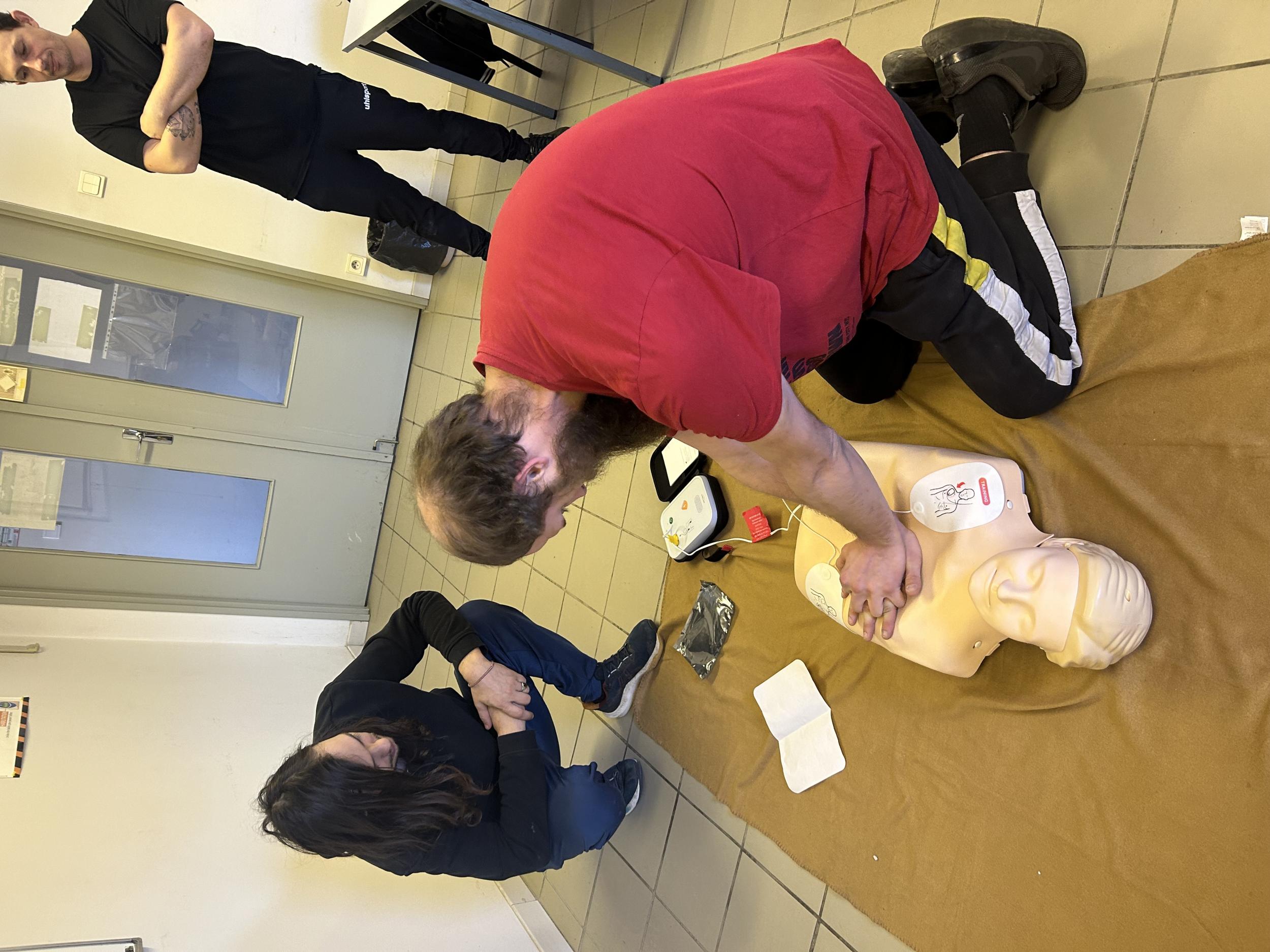 Massage cardiaque KP1