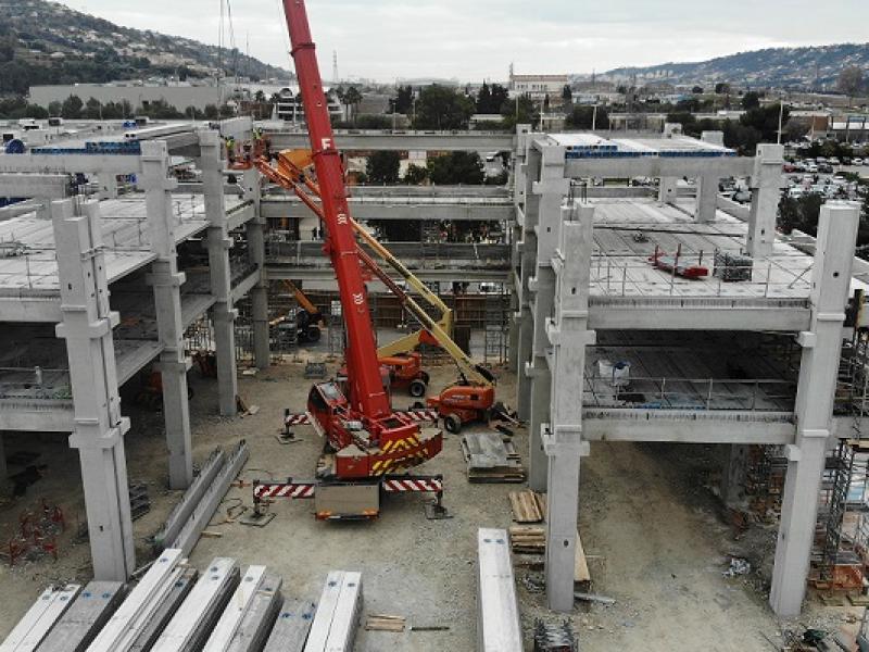 Extention supermarché Carrefour à La Lingostière